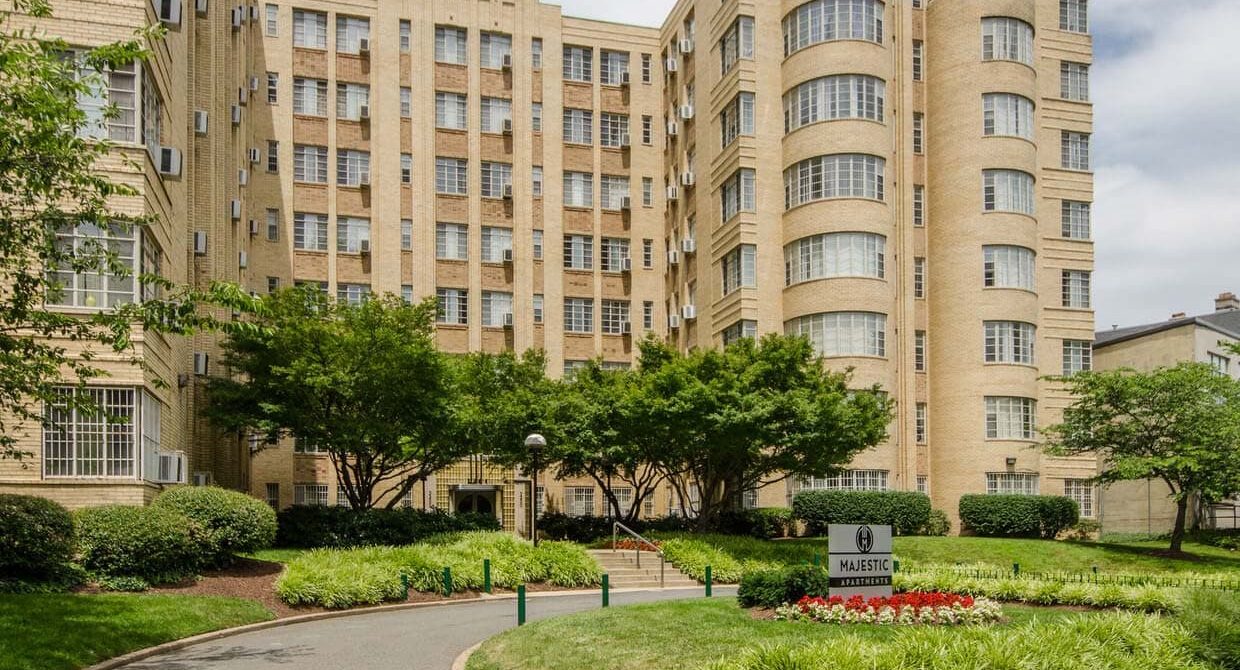 Apartments Donaldson