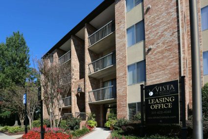Vista at White Oak Apartments exterior