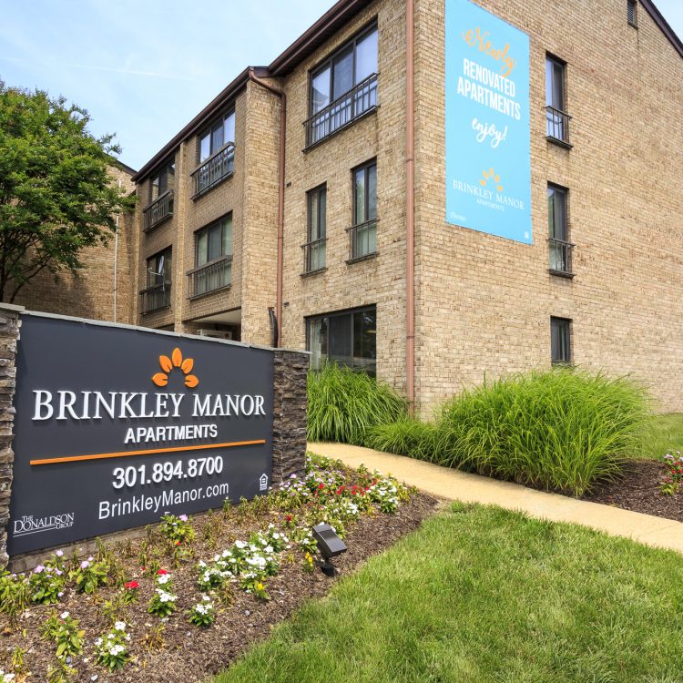 Brinkley Manor Donaldson