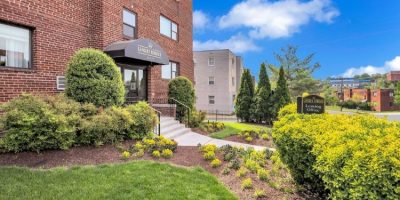 Leasing office entrance